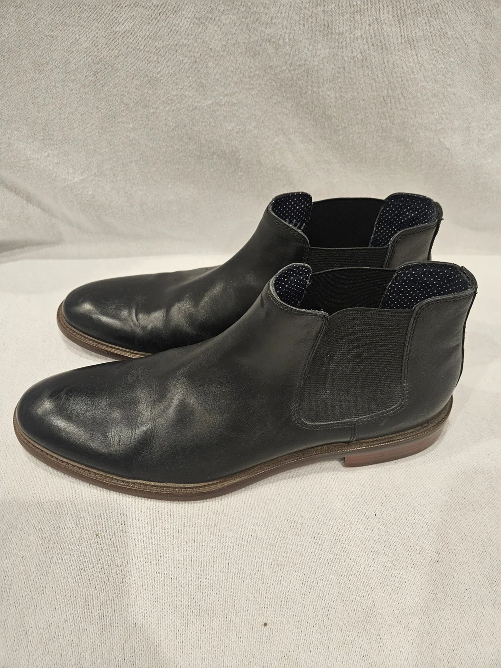 Aston Grey Men’s Black Leather Chelsea Boots 10.5